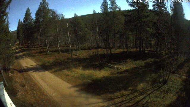 Saariselkä Saariselkä Ski Track Live snow cam captured at 27 September 2026 at 11:59 pm GMT+3