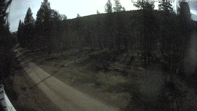 Saariselkä Saariselkä Ski Track Live snow cam captured at 30 September 2026 at 11:48 pm GMT+3