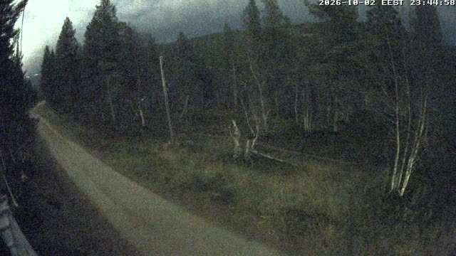 Saariselkä Saariselkä Ski Track Live snow cam captured at 2 October 2026 at 11:45 pm GMT+3