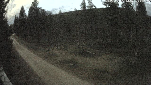 Saariselkä Saariselkä Ski Track Live snow cam captured at 6 October 2026 at 5:43 am GMT+3
