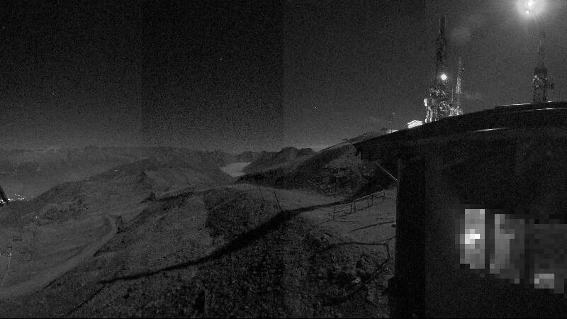 Sestriere Monte Fraiteve snow cam captured at 26 September 2026 at 11:59 pm GMT+2