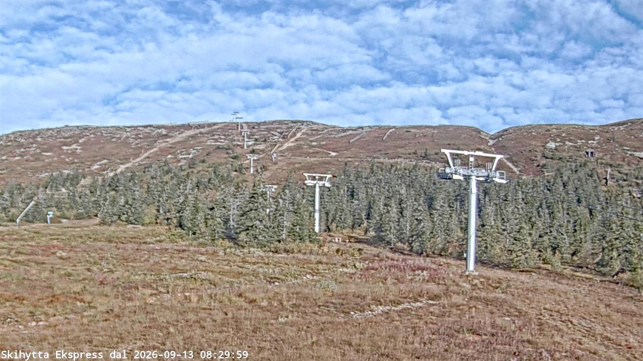 Trysil Skihytta Express Valley snow cam captured at 13 September 2026 at 9:33 am GMT+2