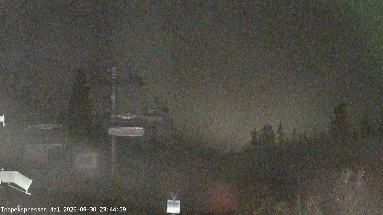 Trysil Top Express Valley snow cam captured at 30 September 2026 at 11:45 pm GMT+2