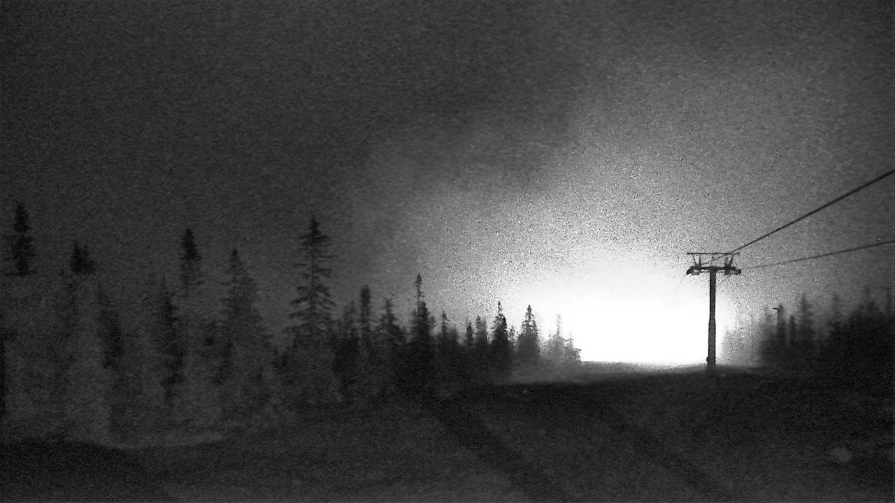 Trysil Trysil Gondola Summit snow cam captured at 2 October 2026 at 11:54 pm GMT+2
