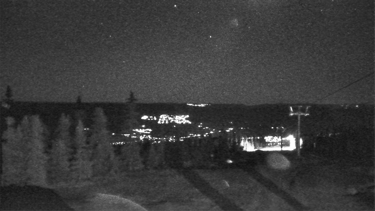 Trysil Trysil Gondola Summit snow cam captured at 6 October 2026 at 4:39 am GMT+2