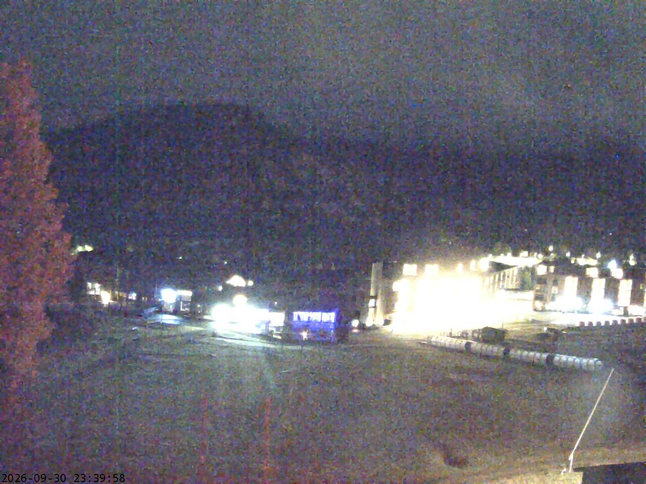 Hemsedal SkiStar Lodge snow cam captured at 30 September 2026 at 11:42 pm GMT+2