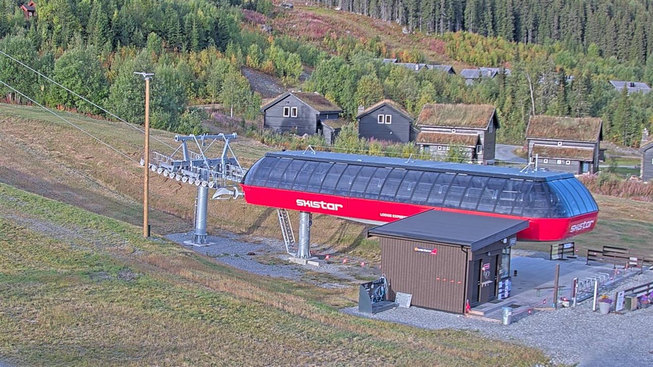 Hemsedal Lodge Express snow cam captured at 13 September 2026 at 9:09 am GMT+2