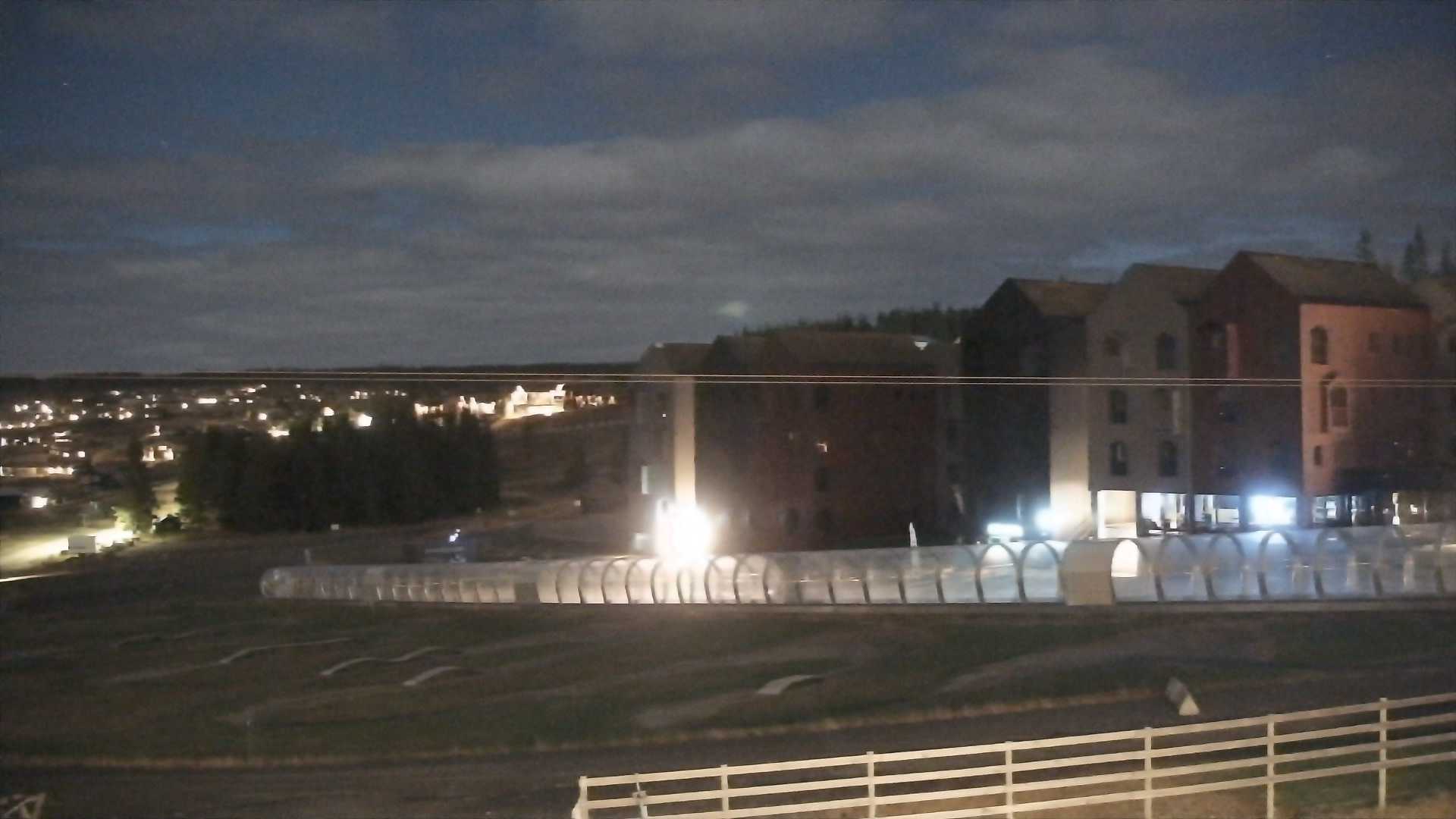 Hafjell Mosetertoppen - View 1 snow cam captured at 30 September 2026 at 5:31 am GMT+2