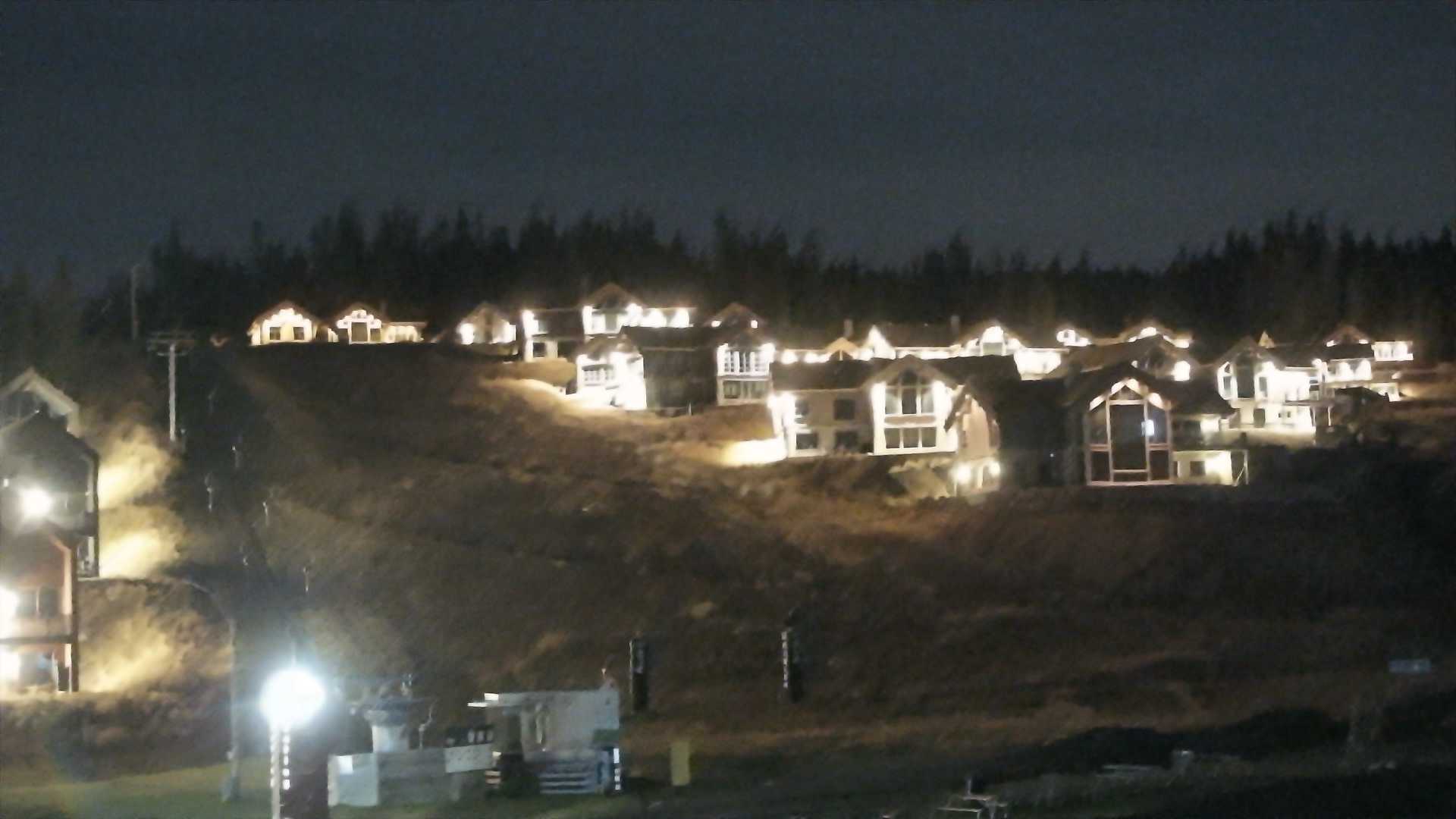 Hafjell Mosetertoppen - View 2 snow cam captured at 22 September 2026 at 11:55 pm GMT+2