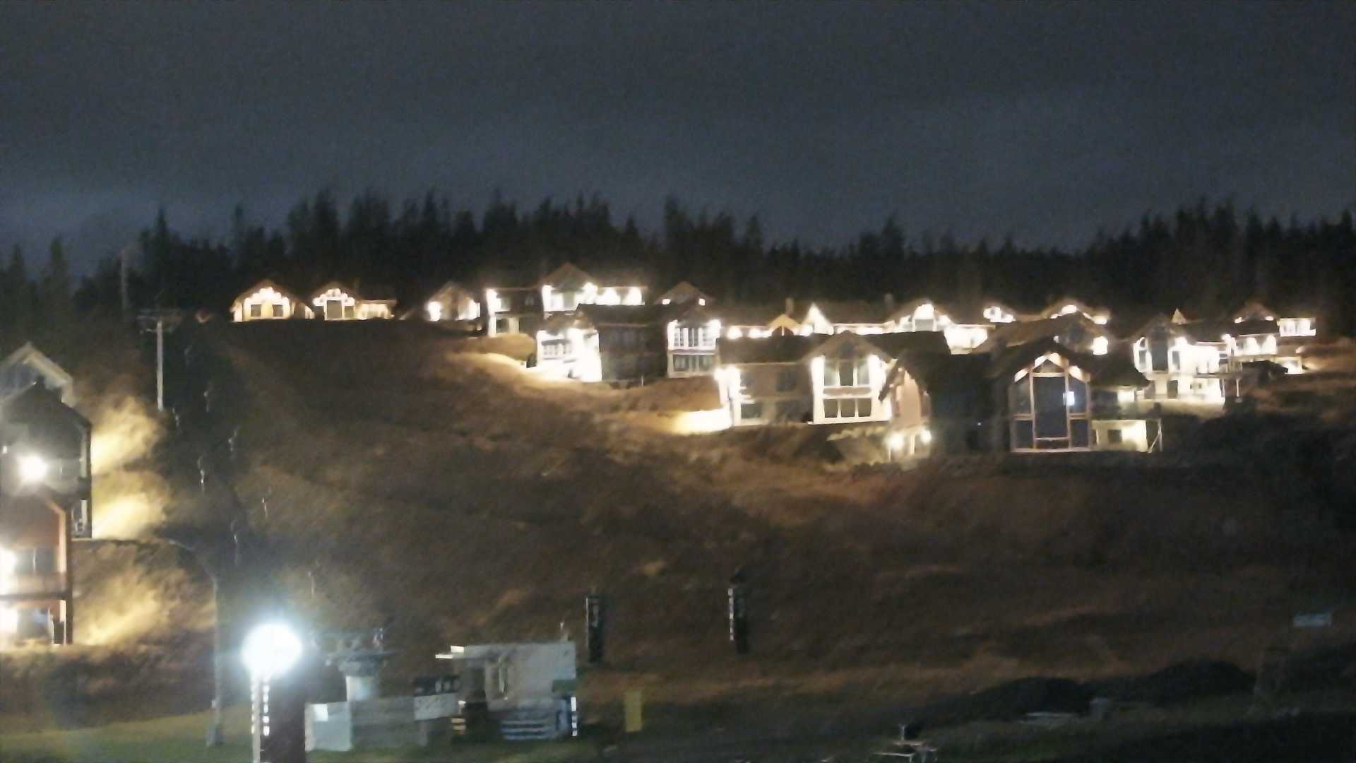 Hafjell Mosetertoppen - View 2 snow cam captured at 24 September 2026 at 11:51 pm GMT+2