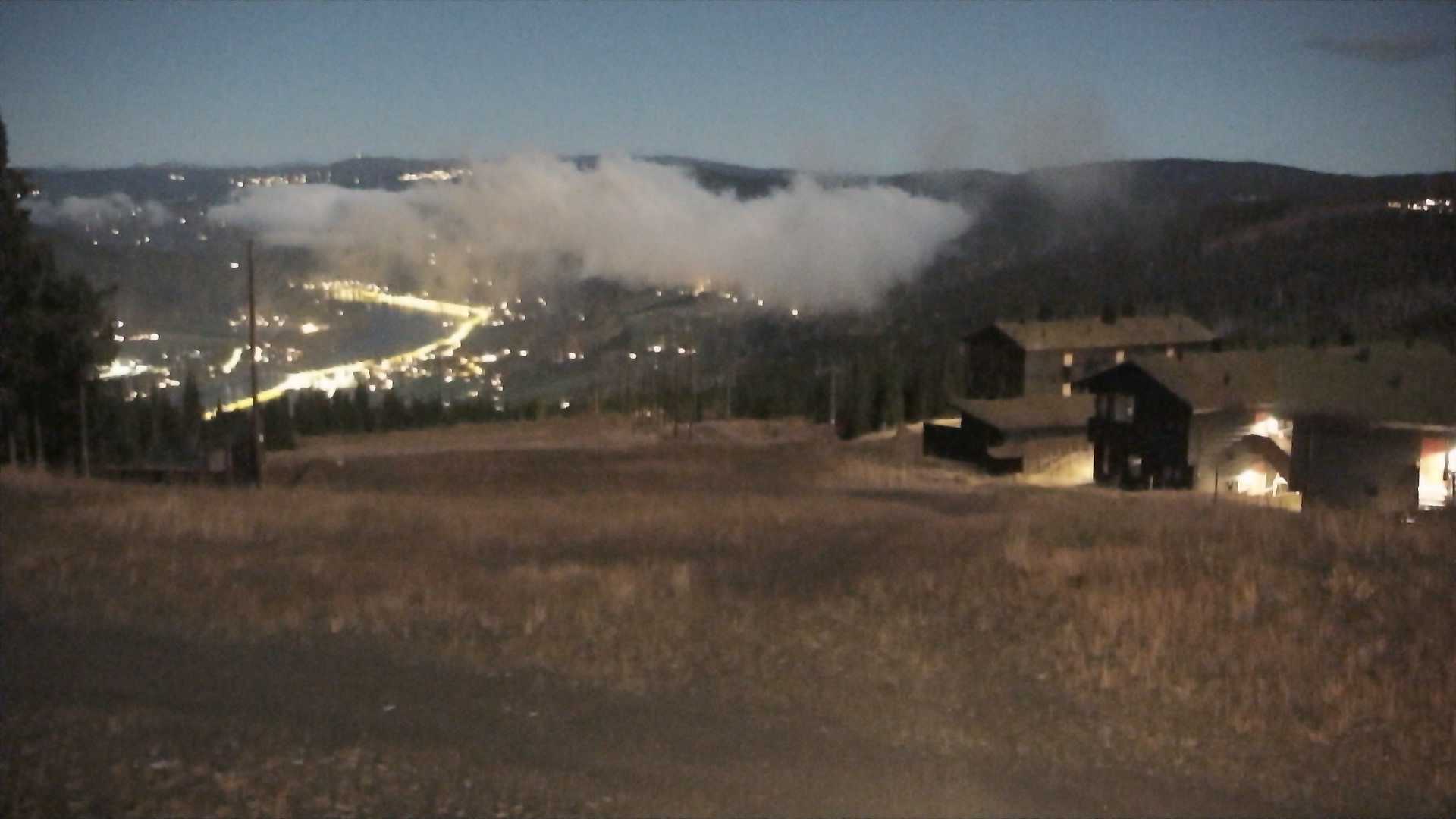 Hafjell Mosetertoppen - View 3 snow cam captured at 28 September 2026 at 11:56 pm GMT+2