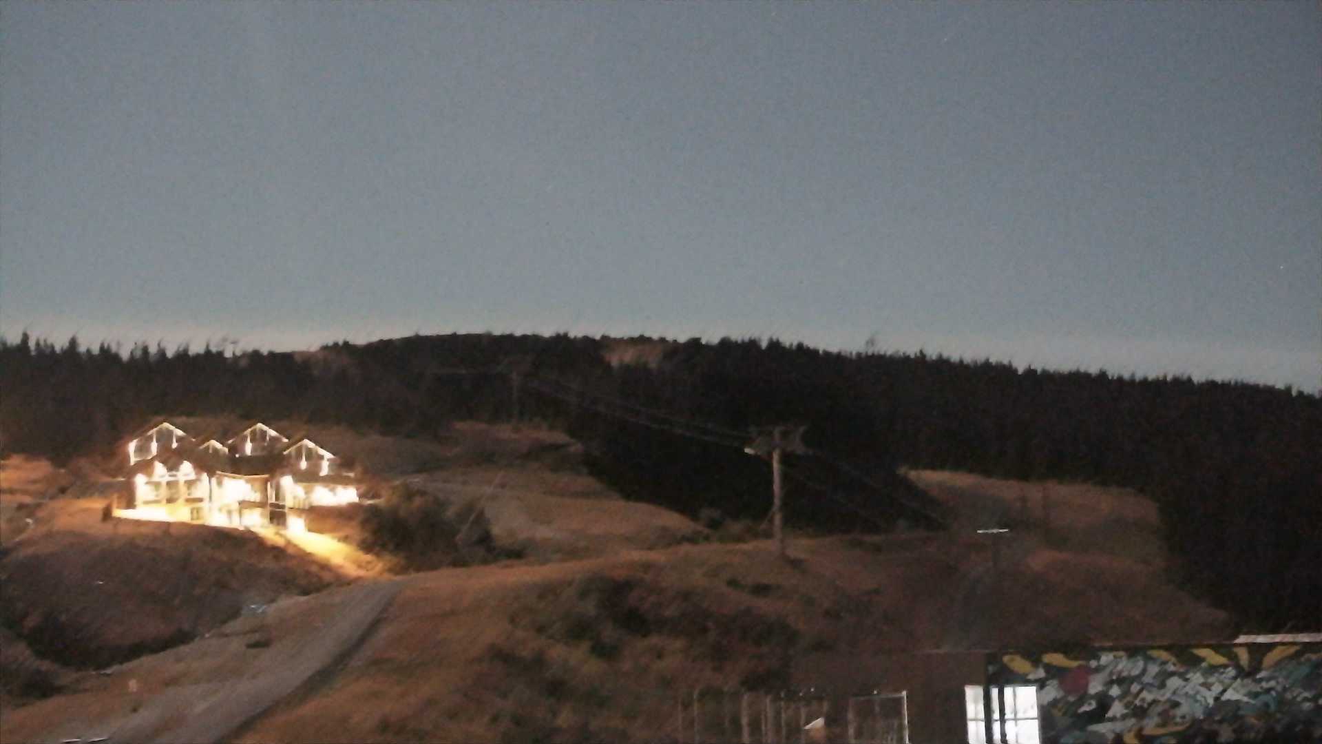 Hafjell Mosetertoppen - View 4 snow cam captured at 28 September 2026 at 11:57 pm GMT+2