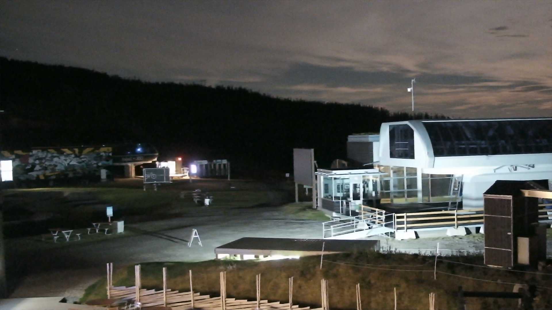 Hafjell Mosetertoppen - View 5 snow cam captured at 22 September 2026 at 11:55 pm GMT+2