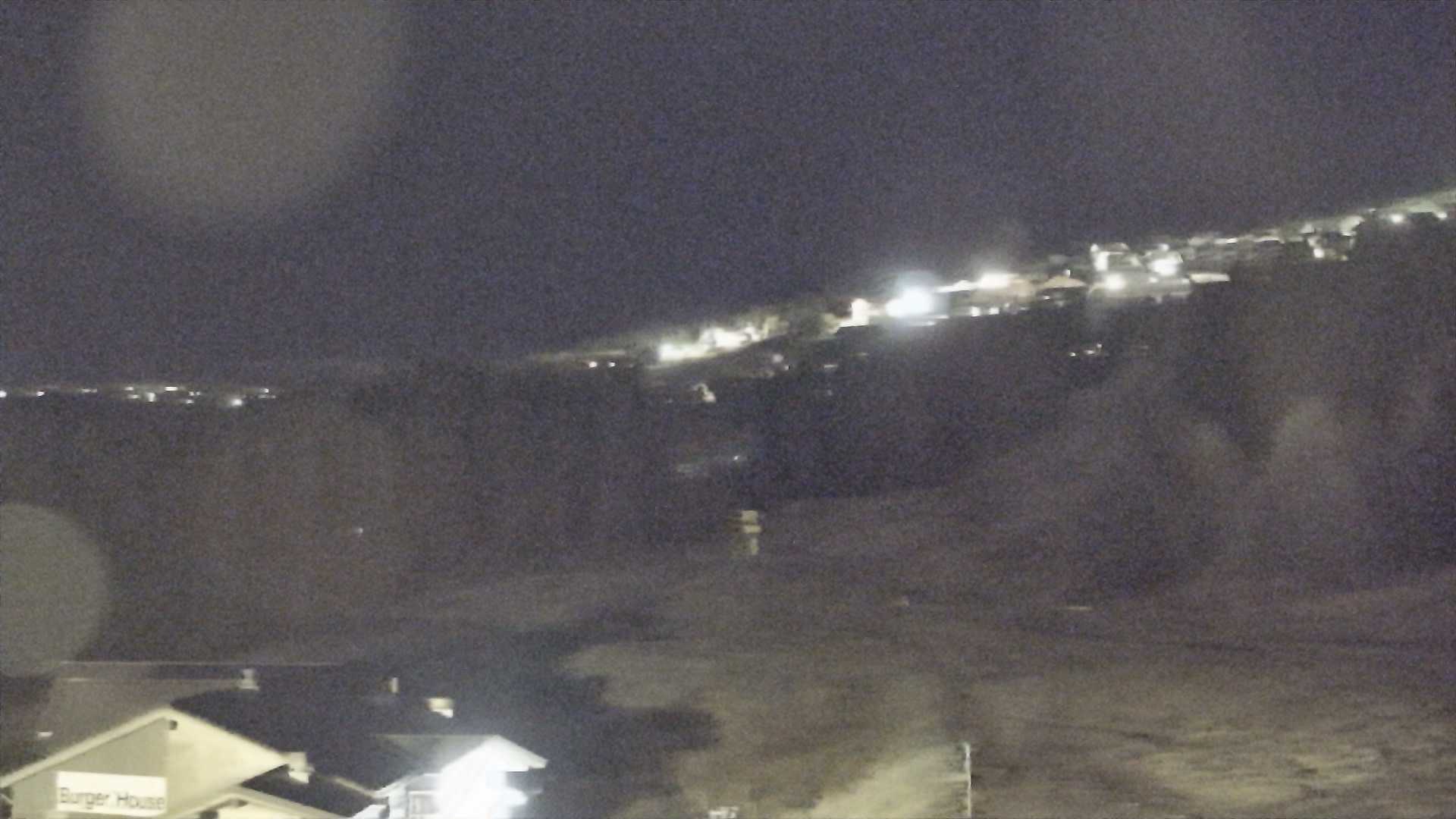 Hafjell Middle Station - View 1 snow cam captured at 18 September 2026 at 11:50 pm GMT+2