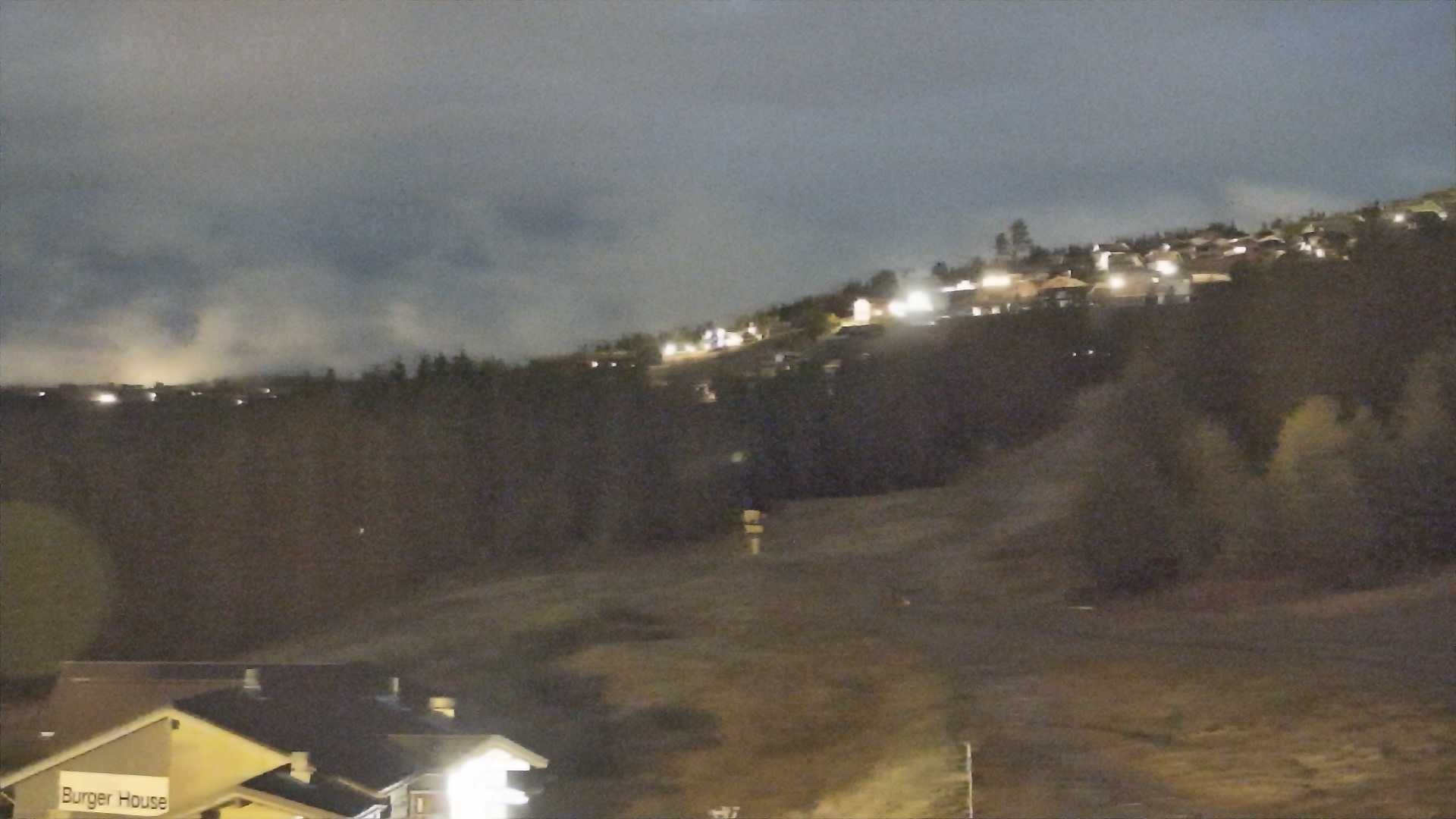 Hafjell Middle Station - View 1 snow cam captured at 24 September 2026 at 11:51 pm GMT+2