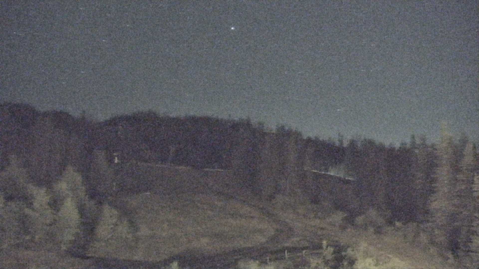 Hafjell Middle Station - View 2 snow cam captured at 13 September 2026 at 11:49 pm GMT+2