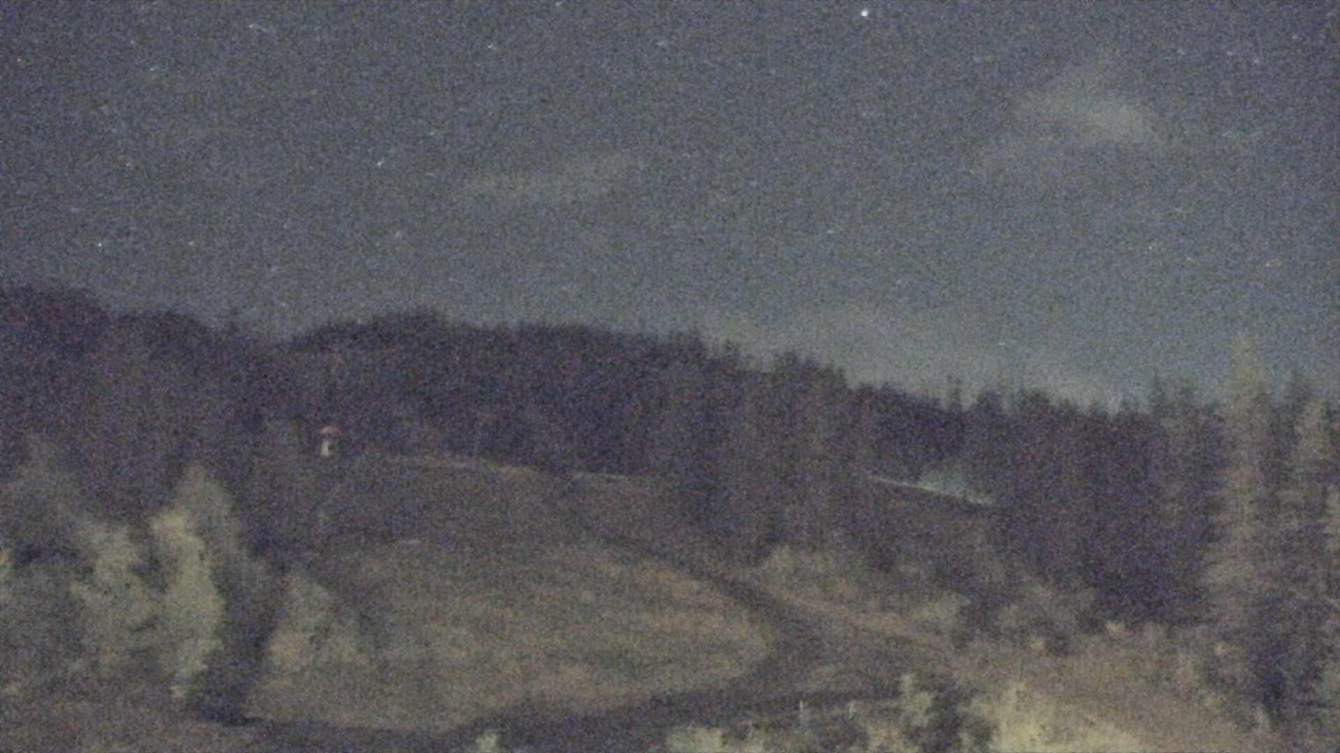 Hafjell Middle Station - View 2 snow cam captured at 19 September 2026 at 11:56 pm GMT+2