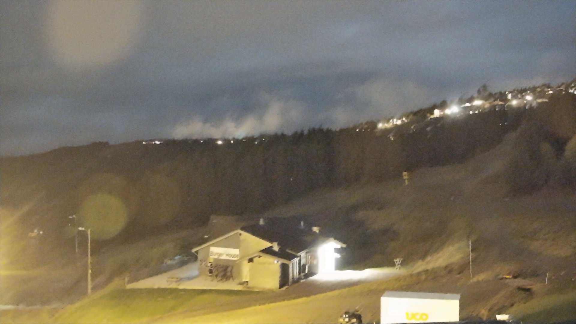 Hafjell Middle Station - View 3 snow cam captured at 24 September 2026 at 11:51 pm GMT+2