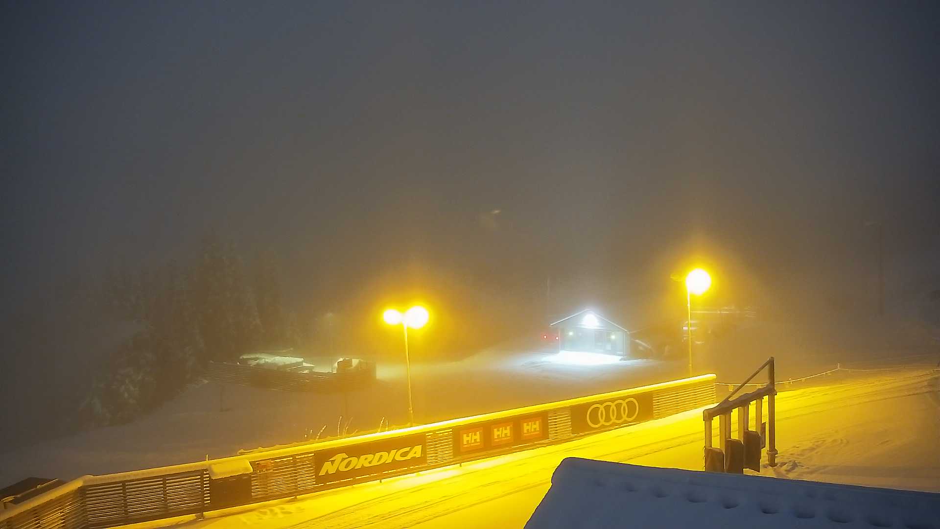 Hafjell Middle Station - View 4 snow cam captured at 13 September 2026 at 9:09 am GMT+2
