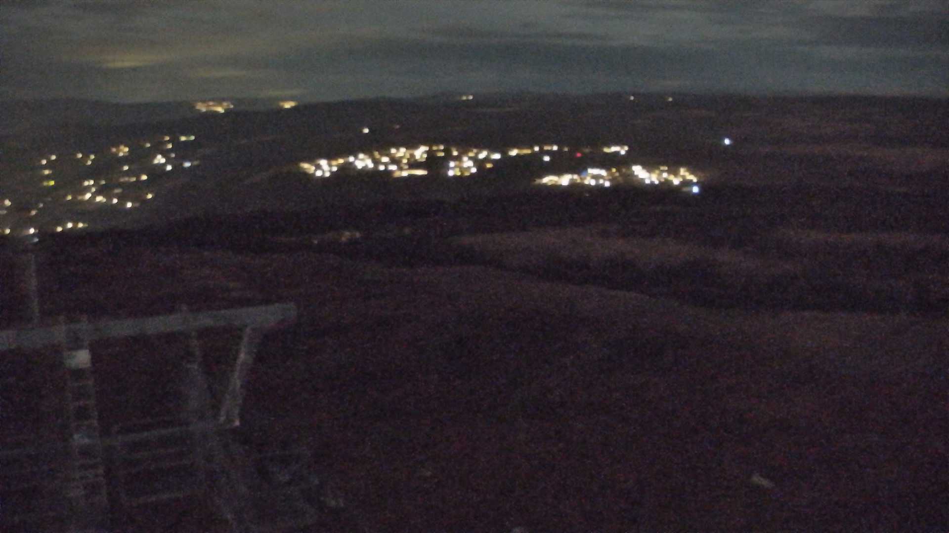 Hafjell Hafjelltoppen - View 3 snow cam captured at 22 September 2026 at 11:55 pm GMT+2