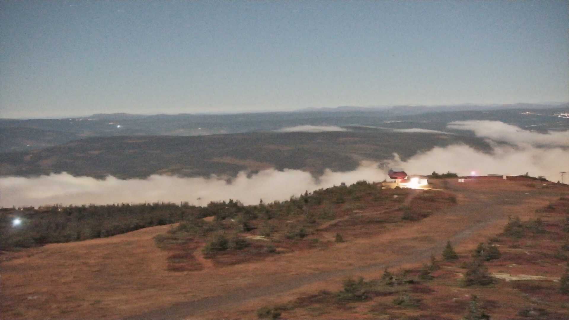 Hafjell Hafjelltoppen - View 6 snow cam captured at 28 September 2026 at 11:49 pm GMT+2
