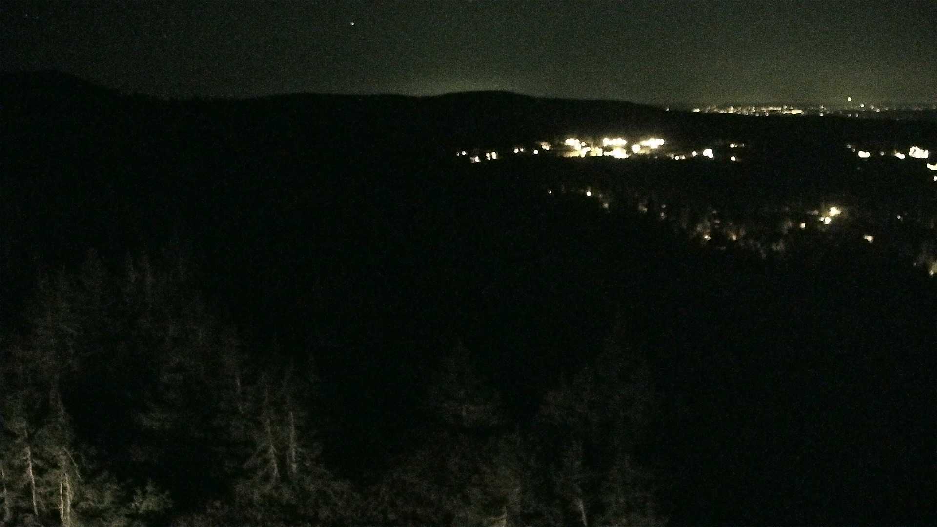 Hafjell Vidsyn Express - View 3 snow cam captured at 13 September 2026 at 11:49 pm GMT+2