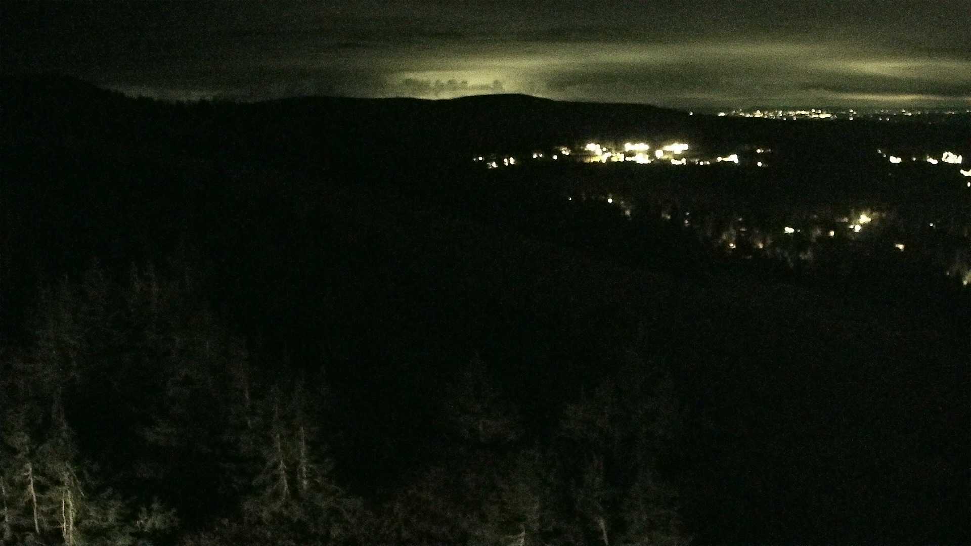 Hafjell Vidsyn Express - View 3 snow cam captured at 16 September 2026 at 11:59 pm GMT+2