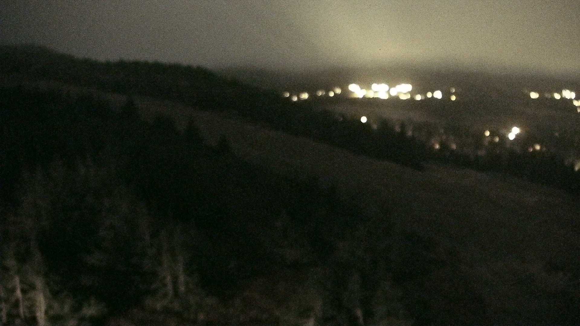Hafjell Vidsyn Express - View 3 snow cam captured at 27 September 2026 at 11:59 pm GMT+2