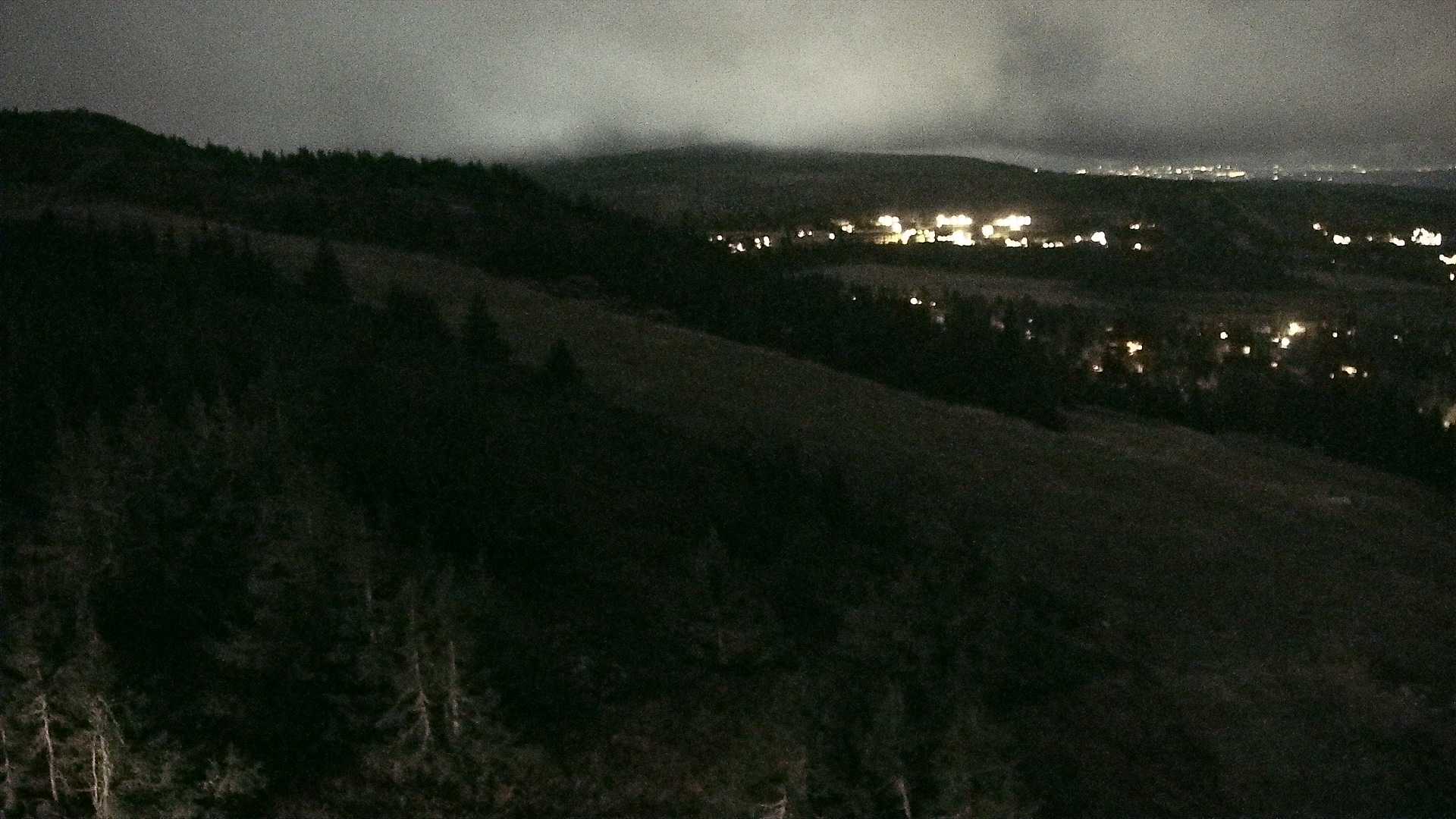 Hafjell Vidsyn Express - View 3 snow cam captured at 29 September 2026 at 11:41 pm GMT+2