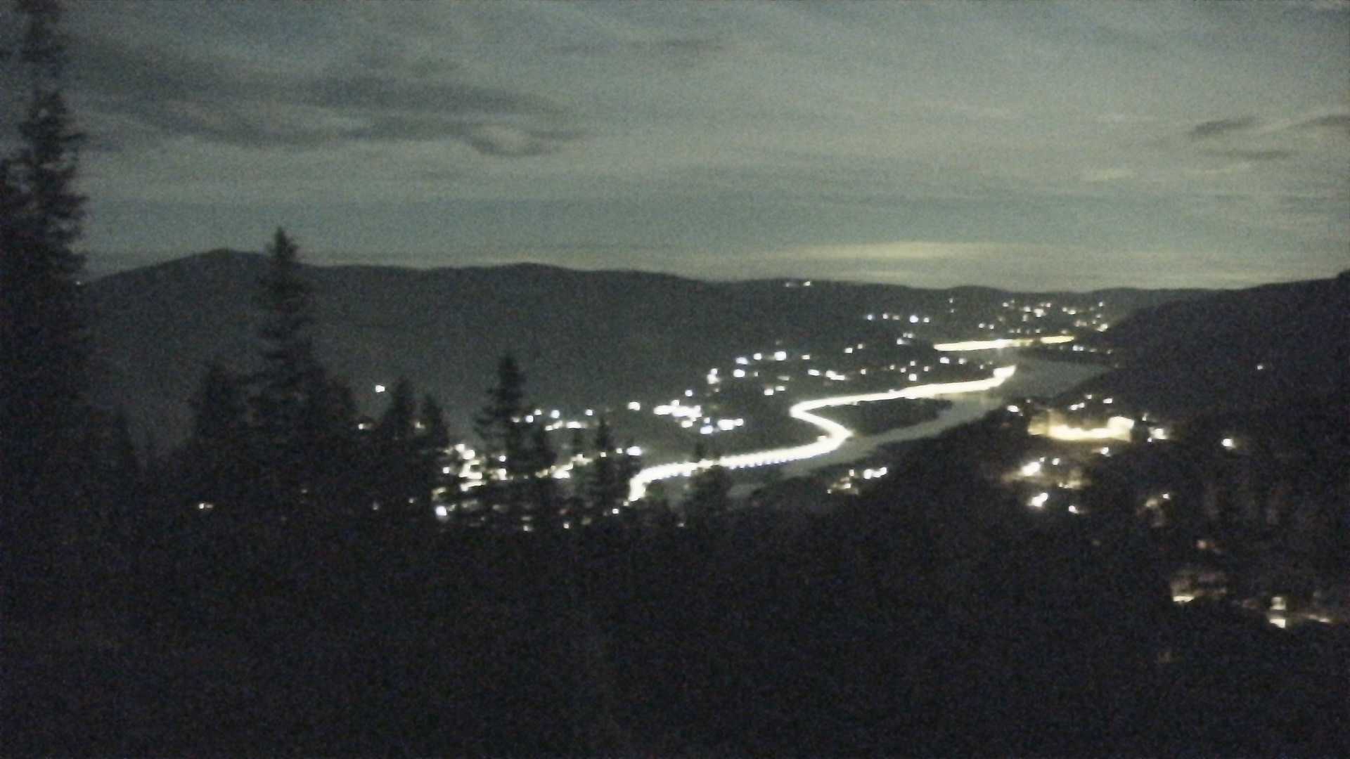 Kvitfjell Middle Station - View 1 snow cam captured at 22 September 2026 at 11:56 pm GMT+2
