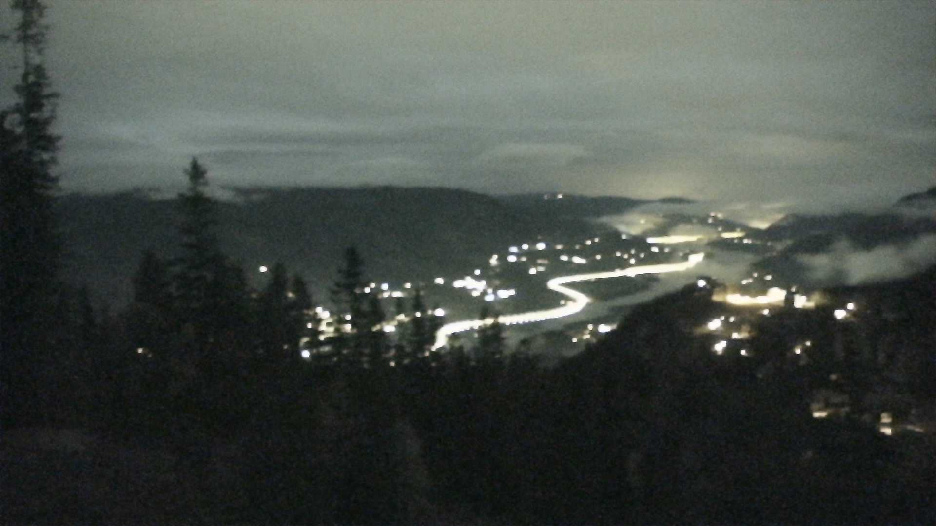Kvitfjell Middle Station - View 1 snow cam captured at 25 September 2026 at 11:52 pm GMT+2