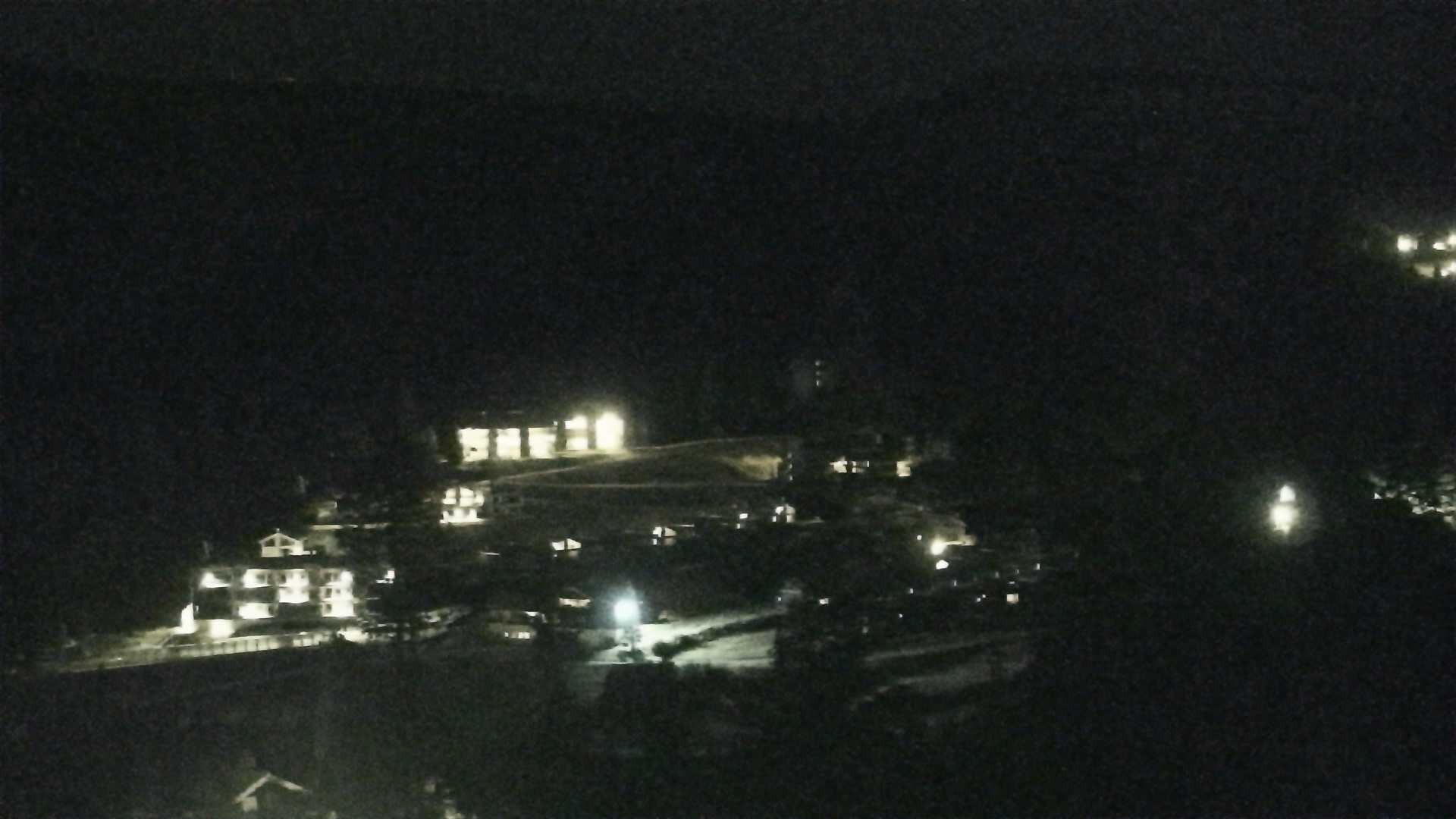 Kvitfjell Middle Station - View 3 snow cam captured at 16 September 2026 at 11:49 pm GMT+2