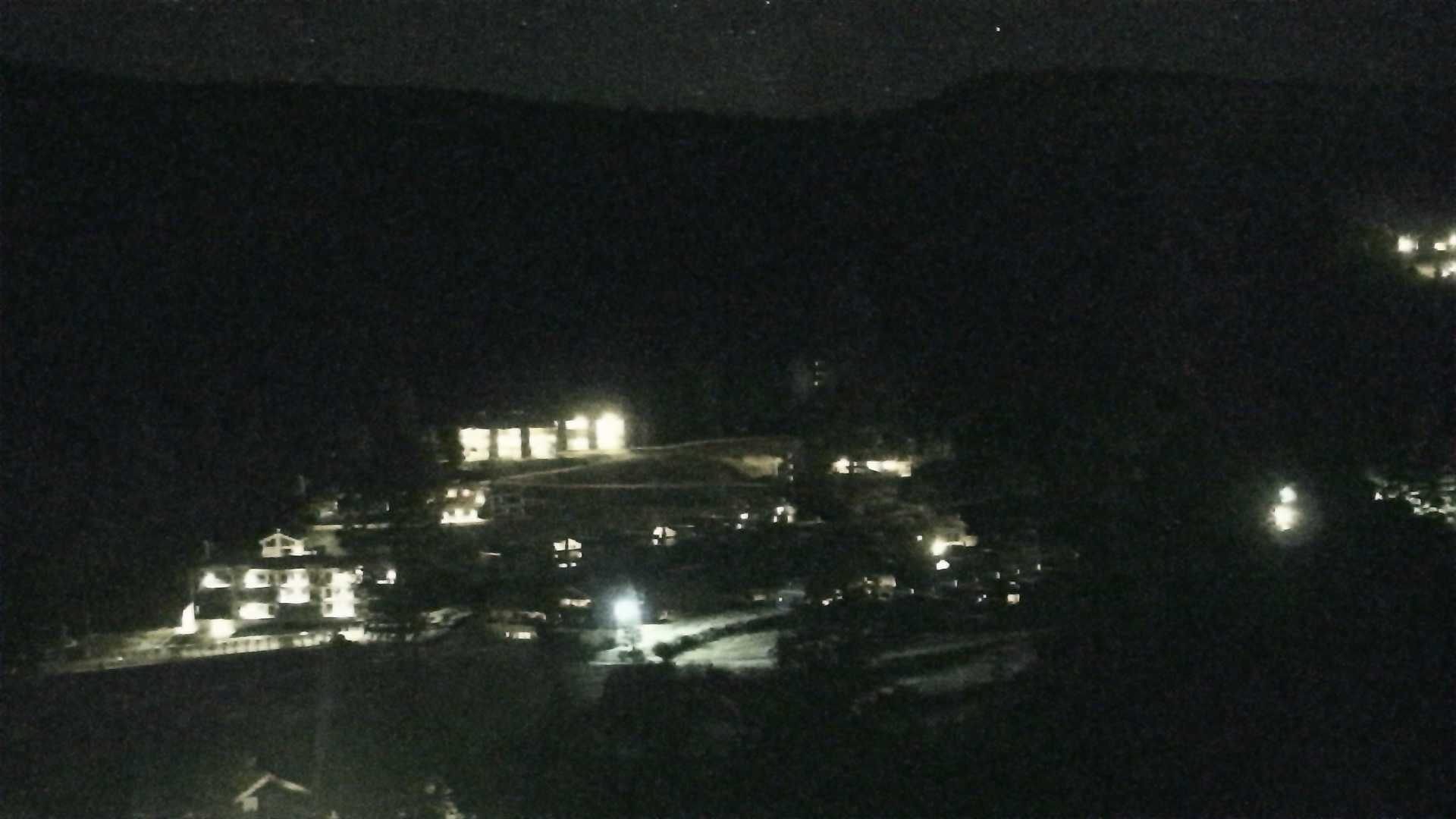 Kvitfjell Middle Station - View 3 snow cam captured at 19 September 2026 at 11:56 pm GMT+2