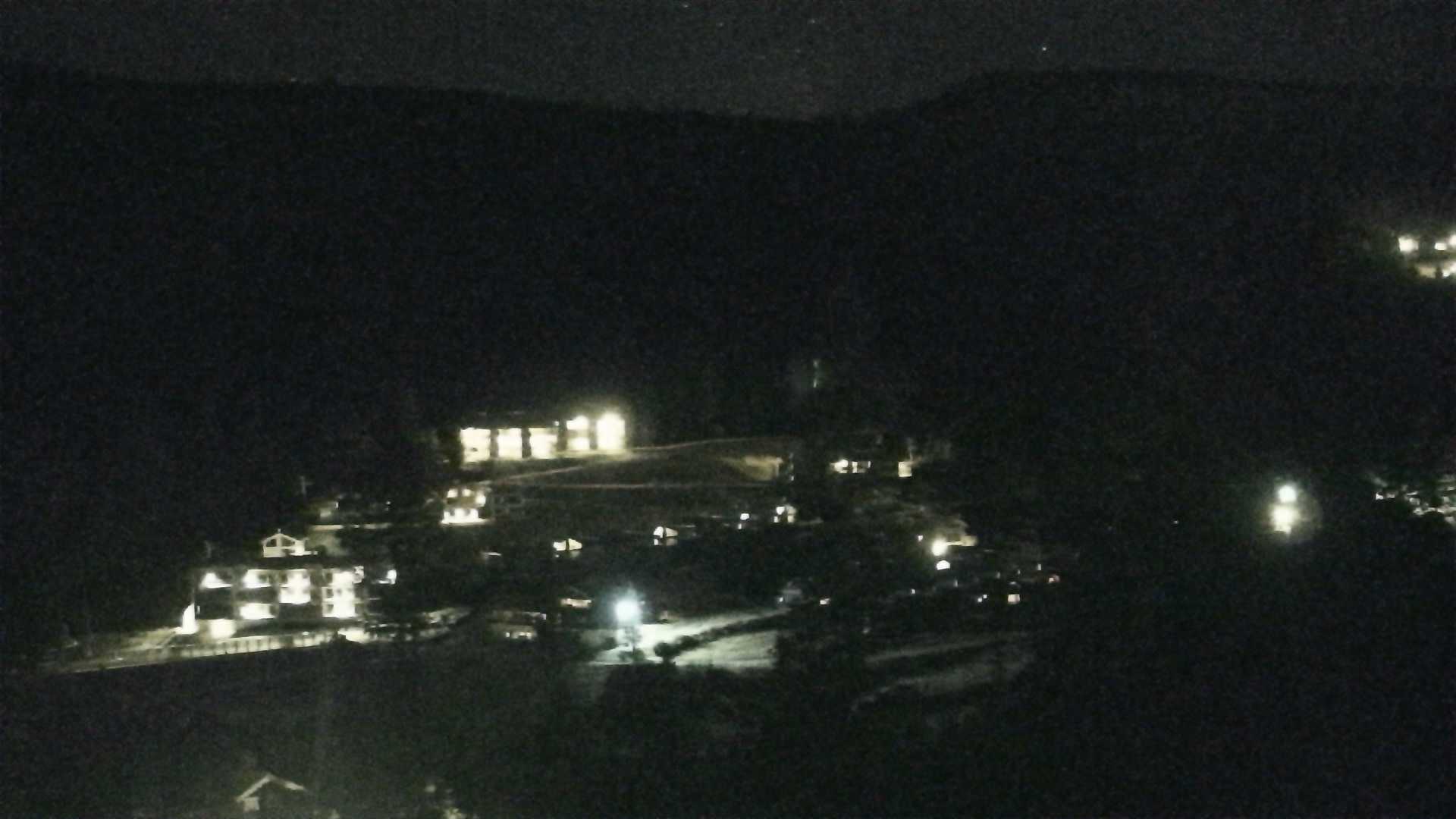 Kvitfjell Middle Station - View 3 snow cam captured at 20 September 2026 at 11:57 pm GMT+2