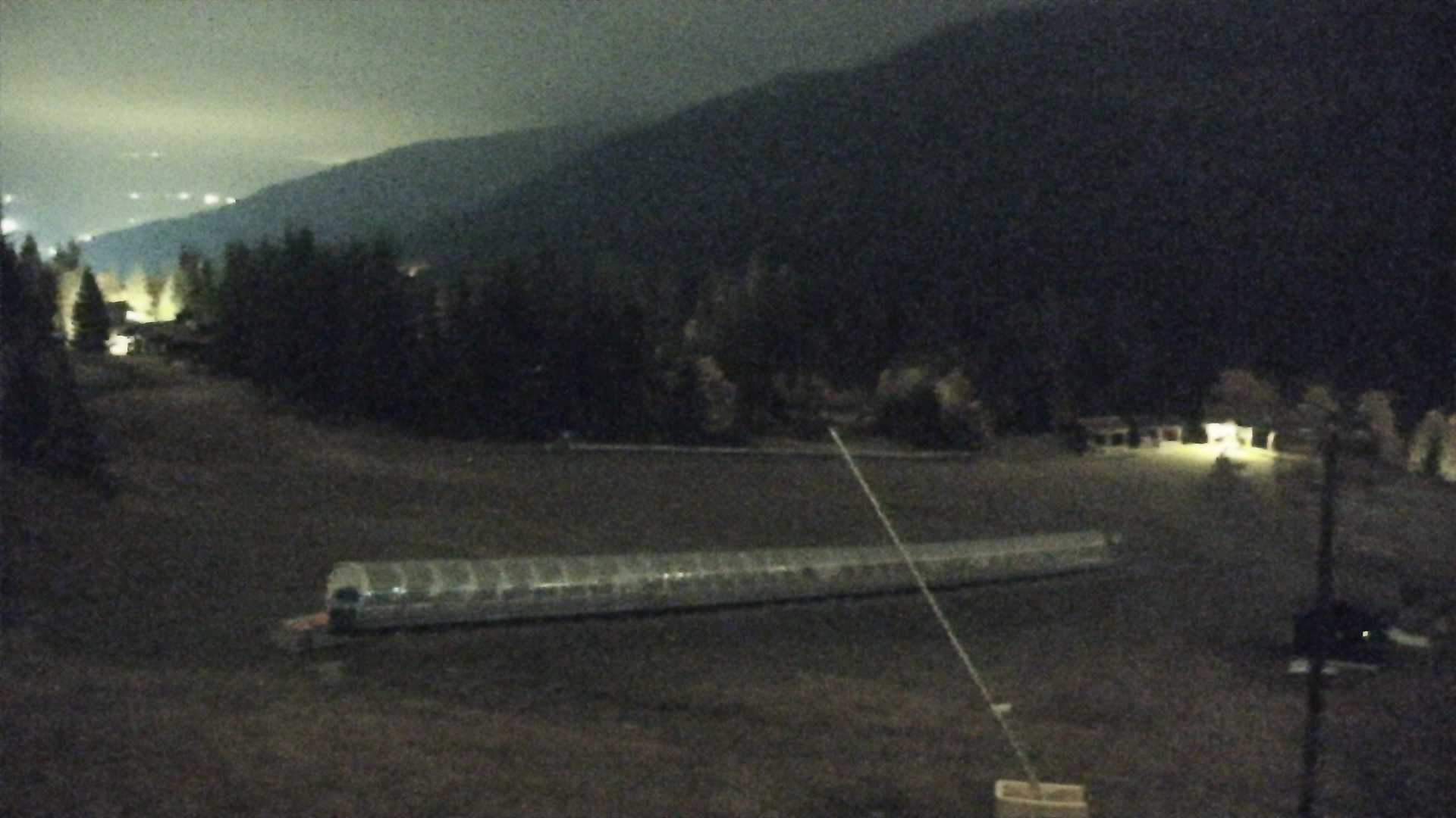 Kvitfjell Skitorget - View 1 snow cam captured at 1 October 2026 at 11:49 pm GMT+2