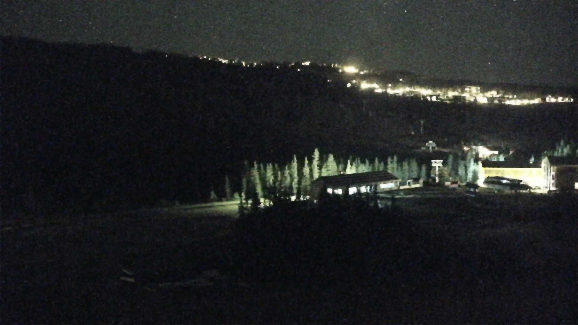 Kvitfjell Skitorget - View 2 snow cam captured at 13 September 2026 at 11:49 pm GMT+2