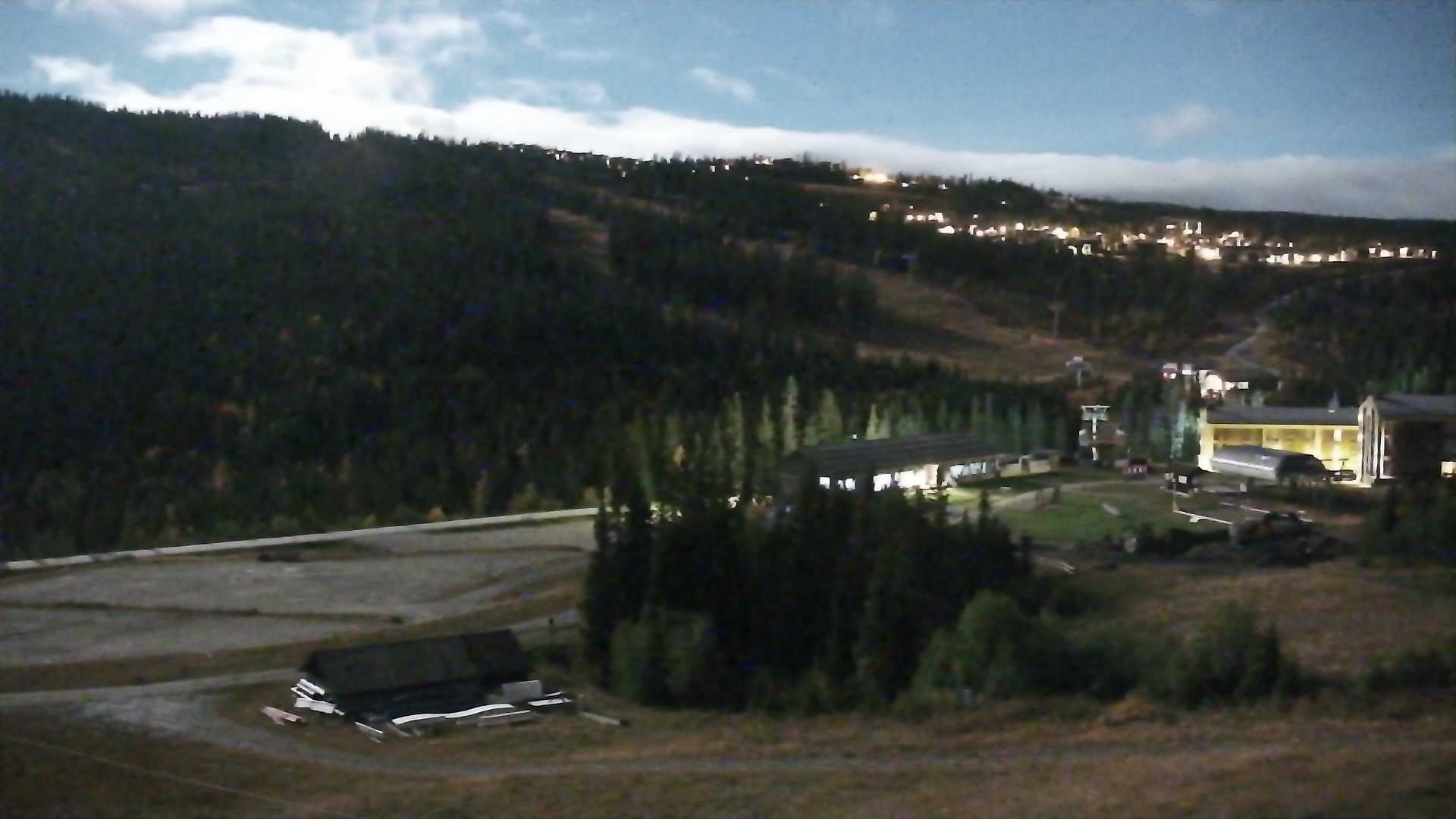 Kvitfjell Skitorget - View 2 snow cam captured at 24 September 2026 at 11:51 pm GMT+2