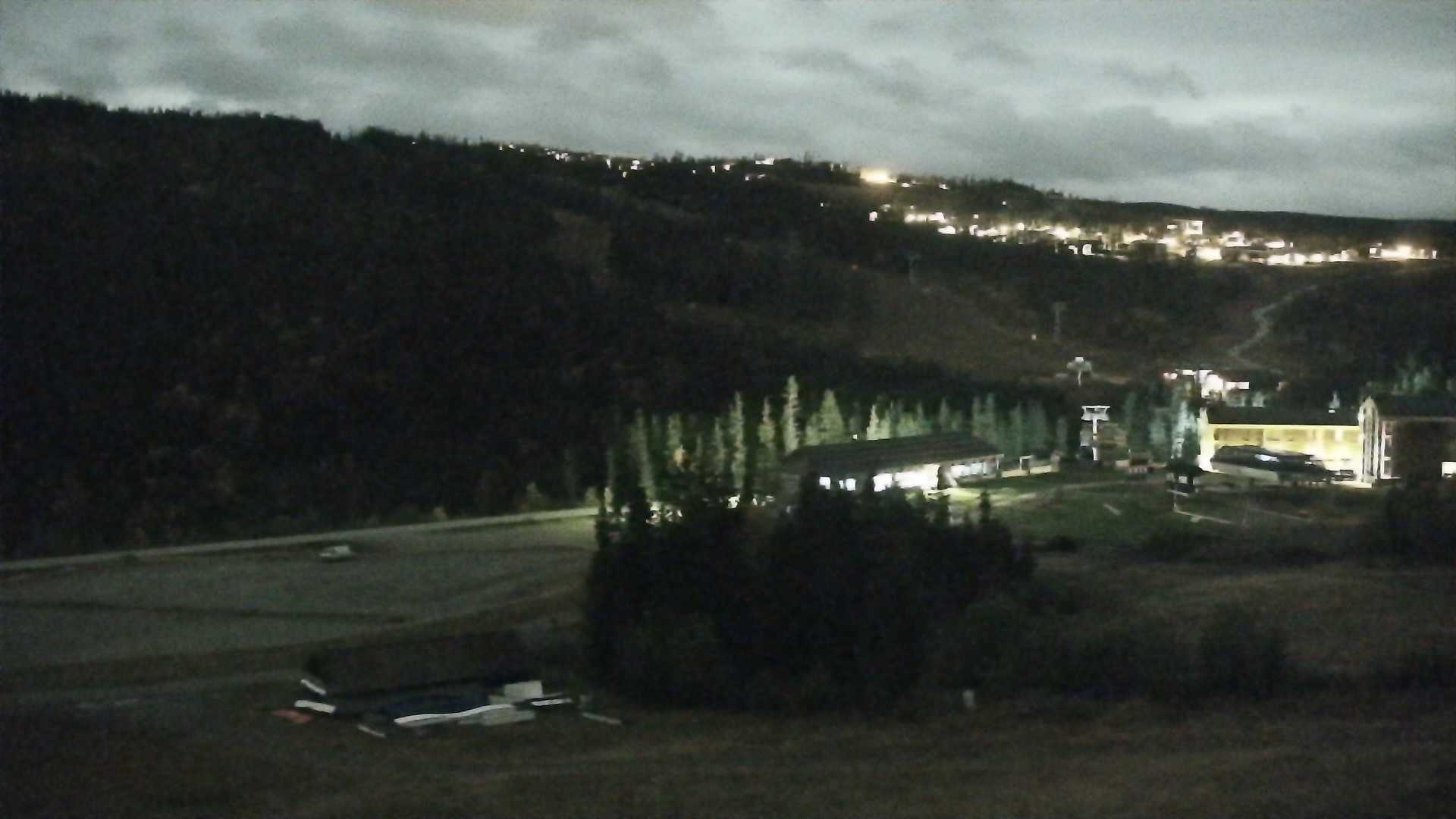 Kvitfjell Skitorget - View 2 snow cam captured at 25 September 2026 at 11:52 pm GMT+2