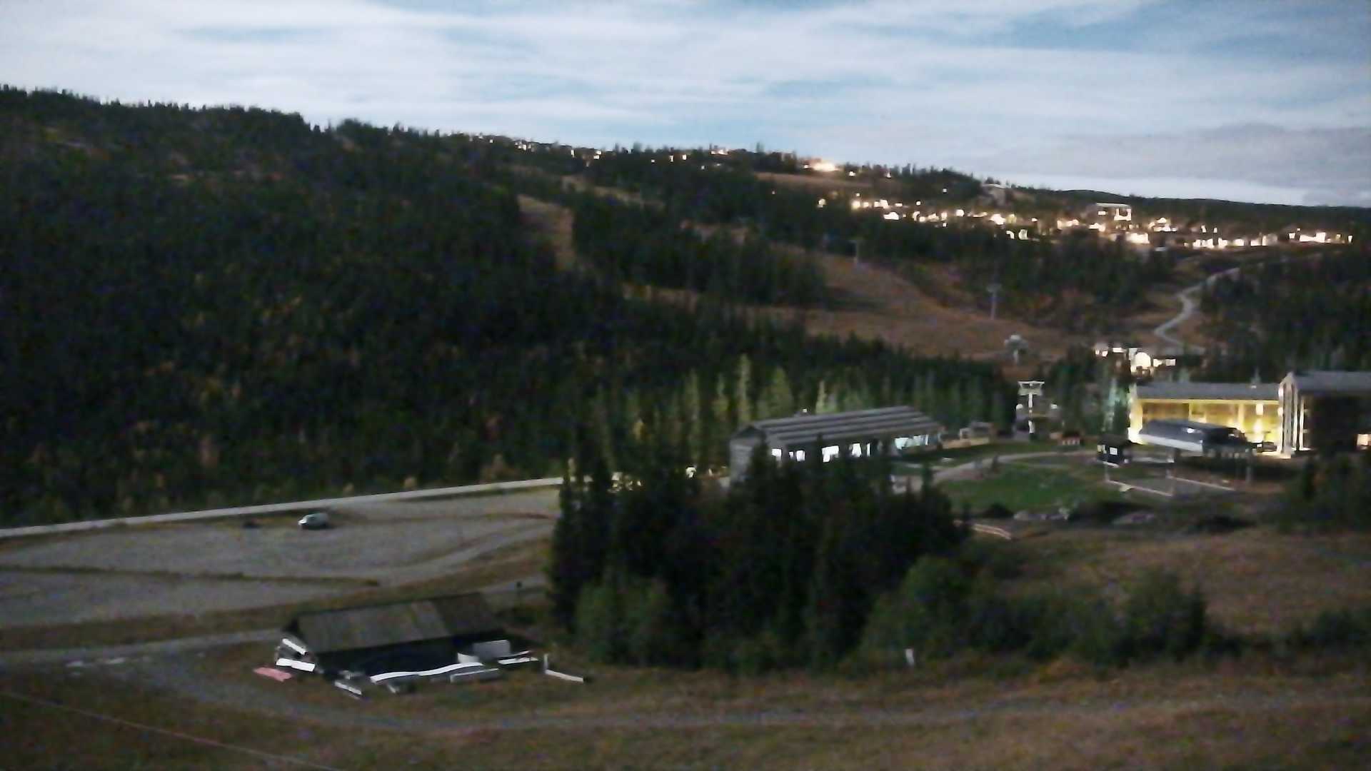 Kvitfjell Skitorget - View 2 snow cam captured at 26 September 2026 at 11:53 pm GMT+2