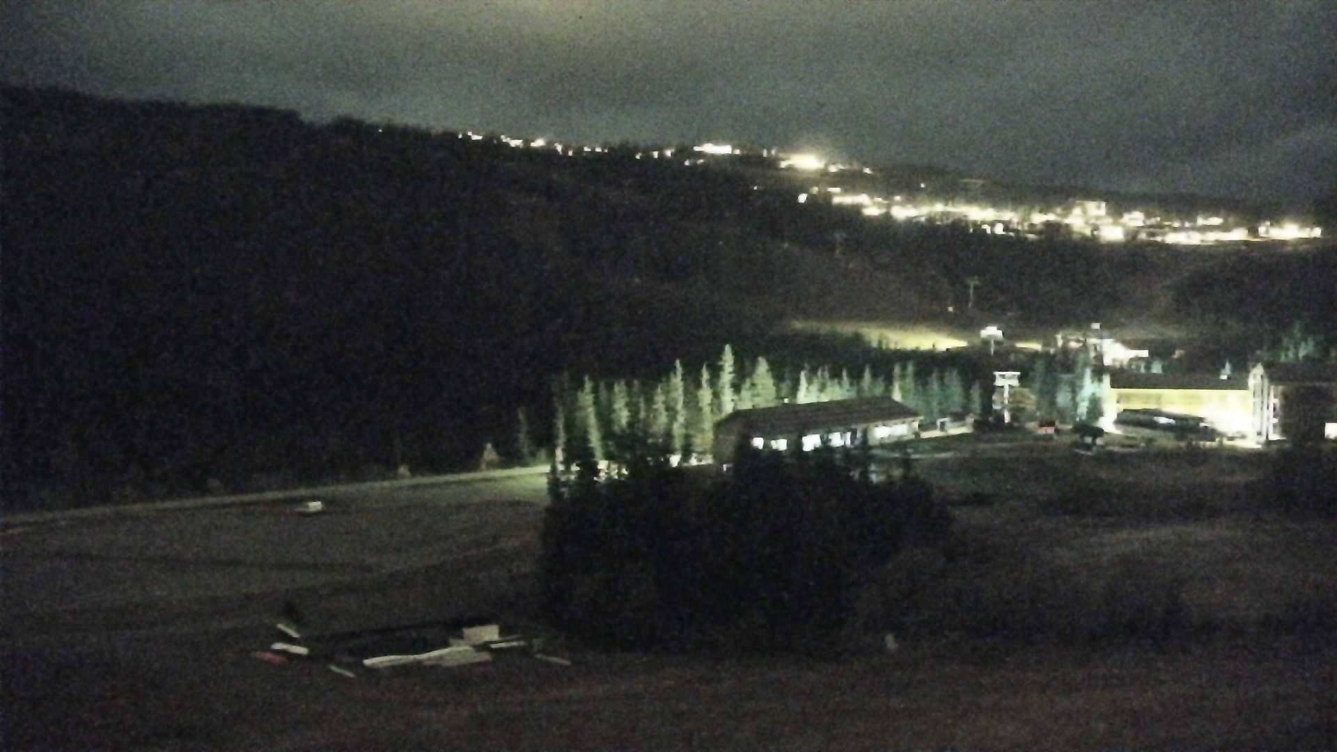 Kvitfjell Skitorget - View 2 snow cam captured at 2 October 2026 at 11:42 pm GMT+2