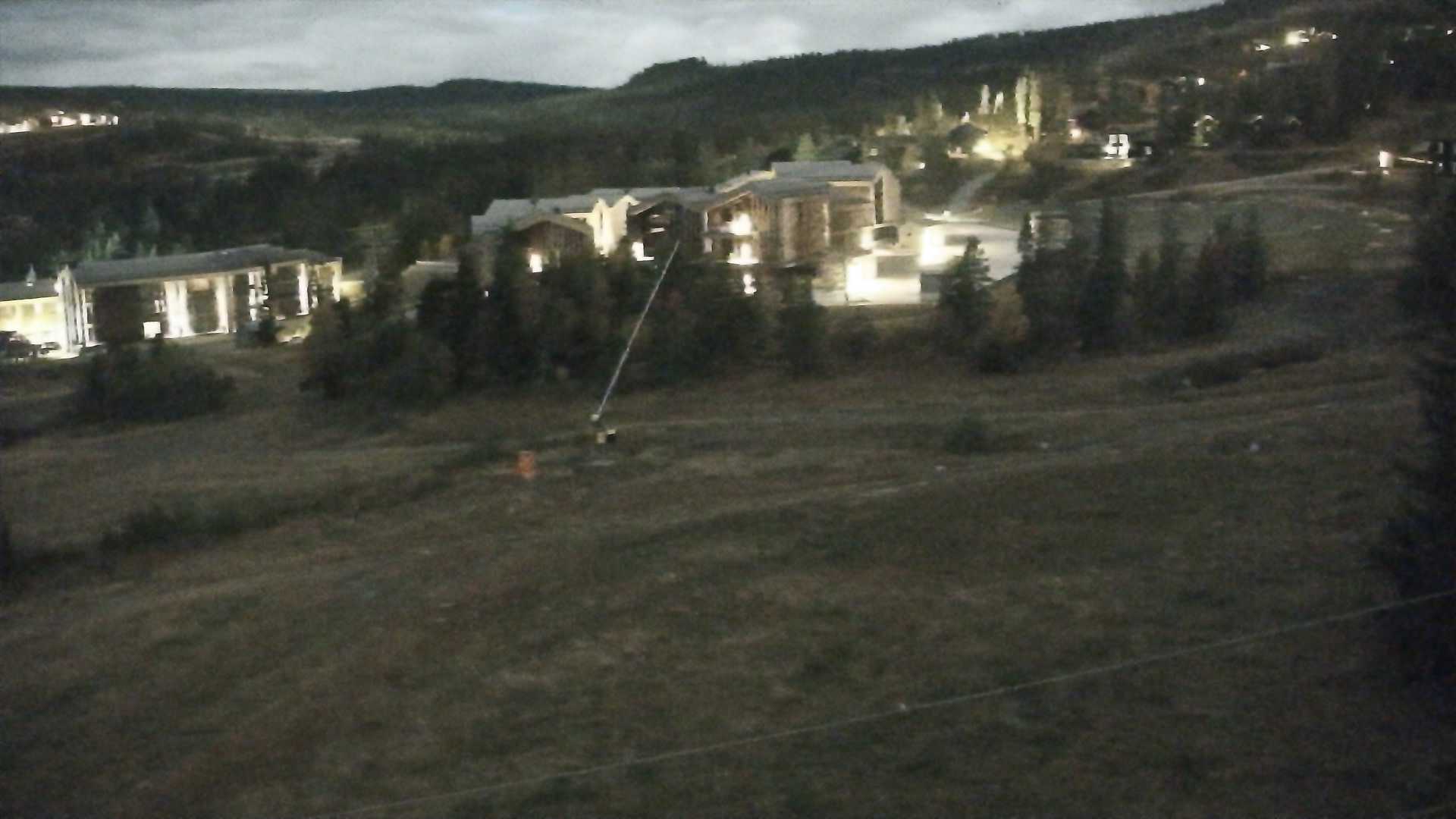 Kvitfjell Skitorget - View 3 snow cam captured at 29 September 2026 at 11:41 pm GMT+2