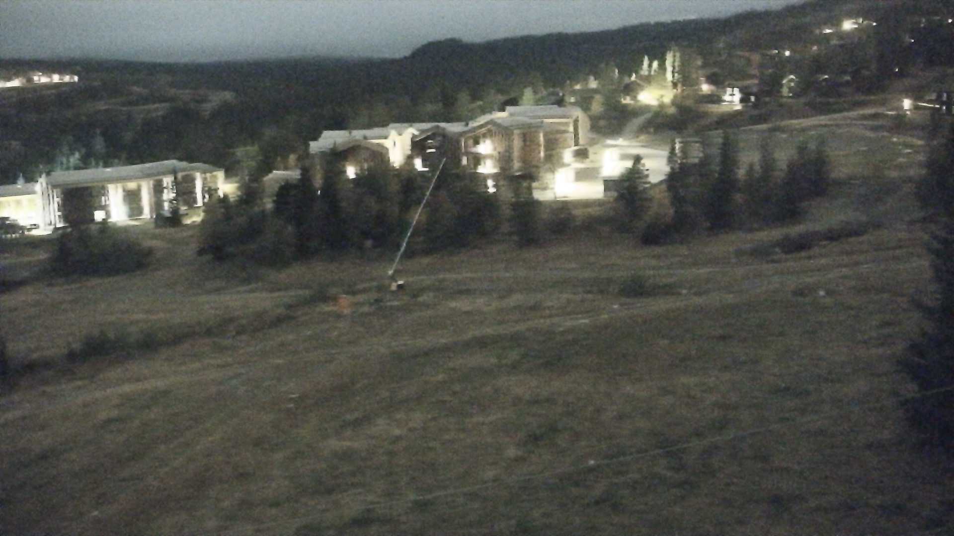 Kvitfjell Skitorget - View 3 snow cam captured at 30 September 2026 at 5:32 am GMT+2