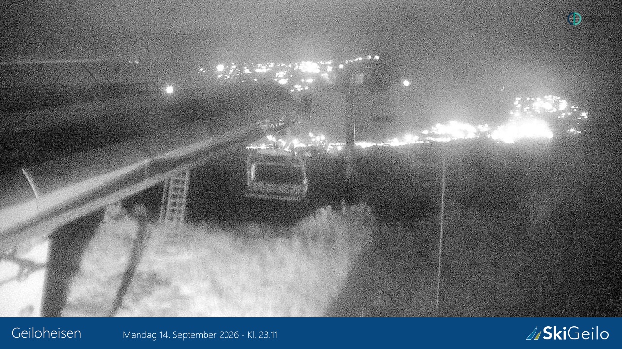 Geilo Geilotoppen Geiloheisen snow cam captured at 14 September 2026 at 11:21 pm GMT+2
