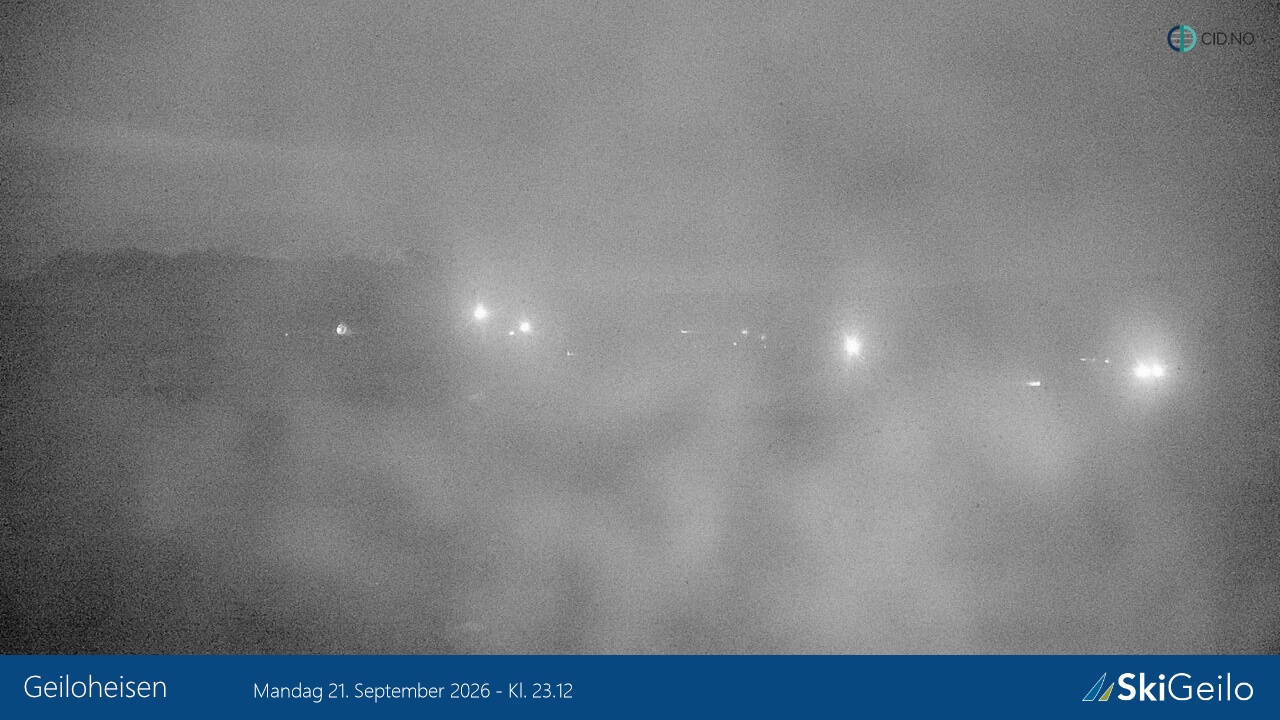 Geilo Geilotoppen Geiloheisen snow cam captured at 21 September 2026 at 11:21 pm GMT+2