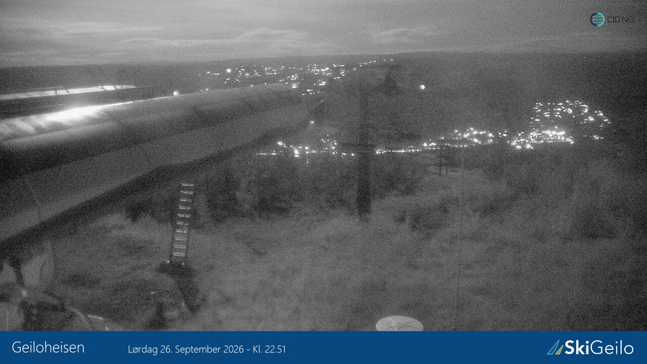 Geilo Geilotoppen Geiloheisen snow cam captured at 26 September 2026 at 10:57 pm GMT+2