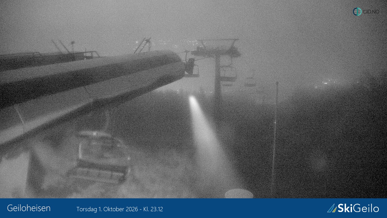 Geilo Geilotoppen Geiloheisen snow cam captured at 1 October 2026 at 11:30 pm GMT+2