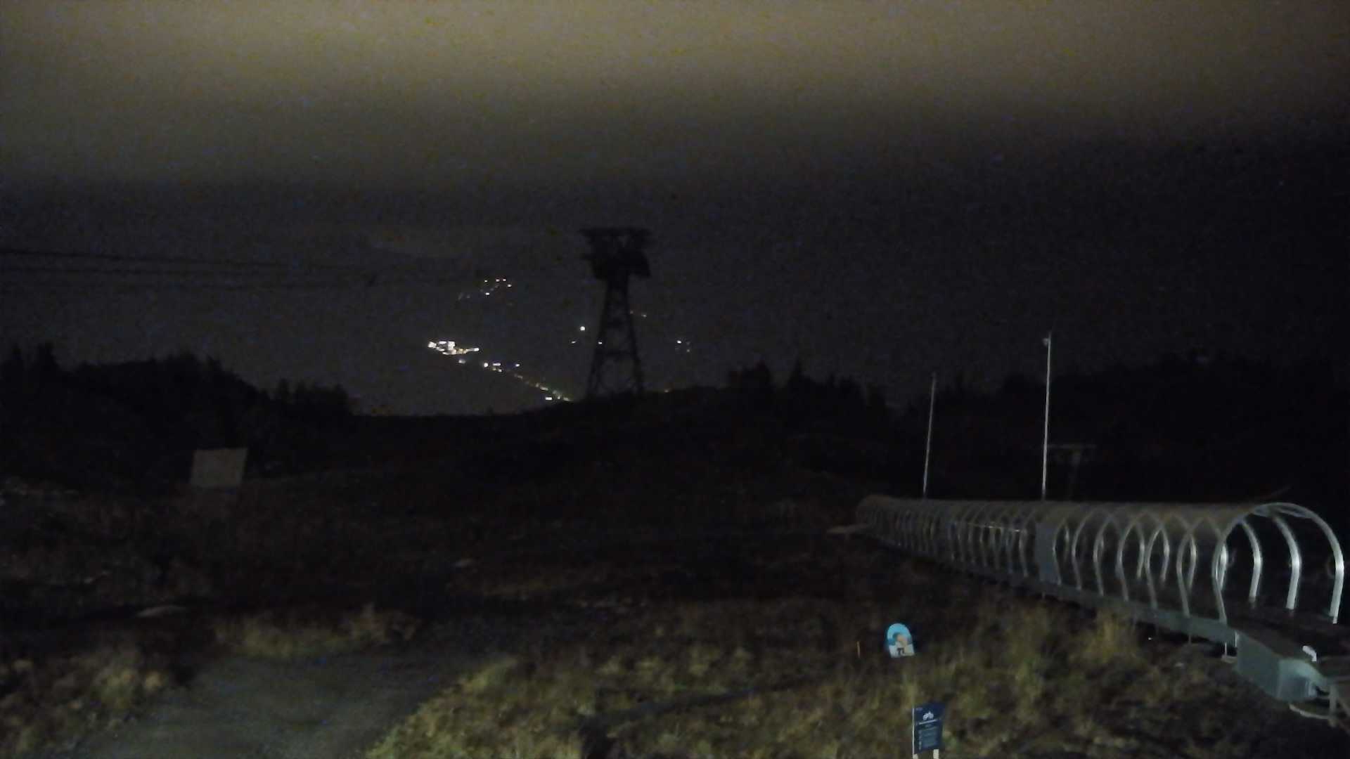 Voss Hanguren Panorama snow cam captured at 14 September 2026 at 11:51 pm GMT+2