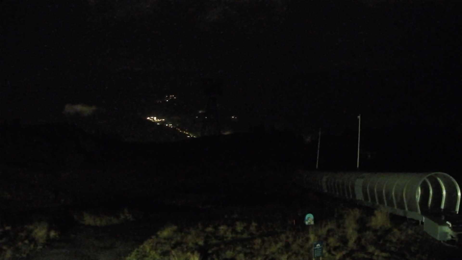 Voss Hanguren Panorama snow cam captured at 17 September 2026 at 11:55 pm GMT+2