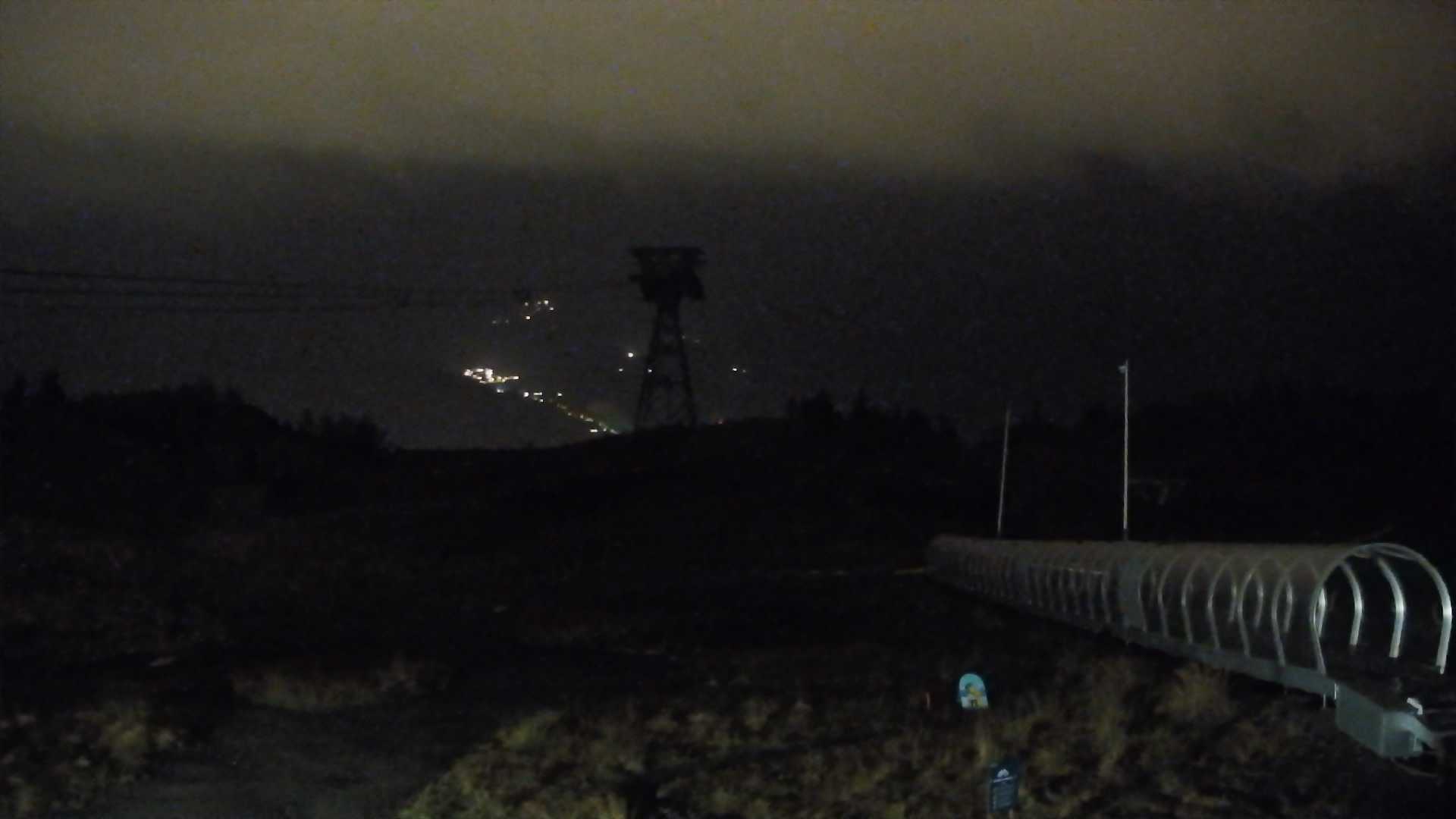 Voss Hanguren Panorama snow cam captured at 18 September 2026 at 11:57 pm GMT+2