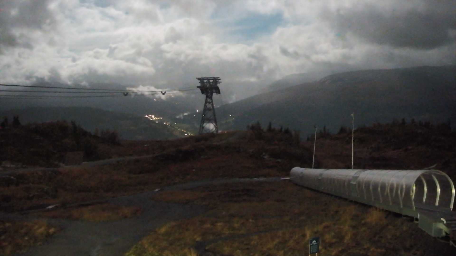 Voss Hanguren Panorama snow cam captured at 26 September 2026 at 11:50 pm GMT+2